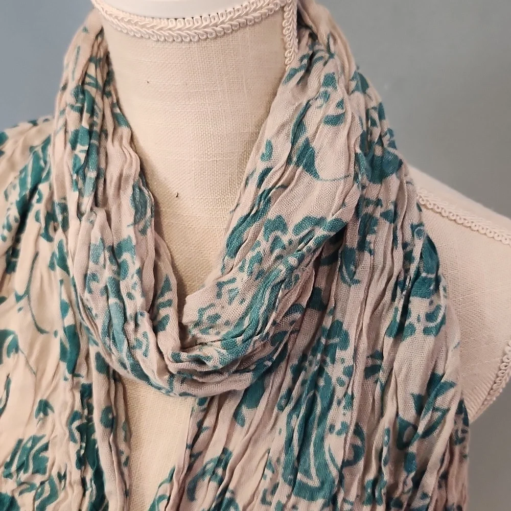 JC Penny Boho Paisley Print Fringe Detail Art To Wear Festival Wrap Scarf